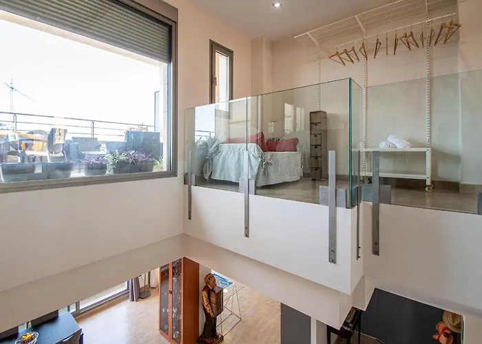 Loft Space - Time In Cádiz