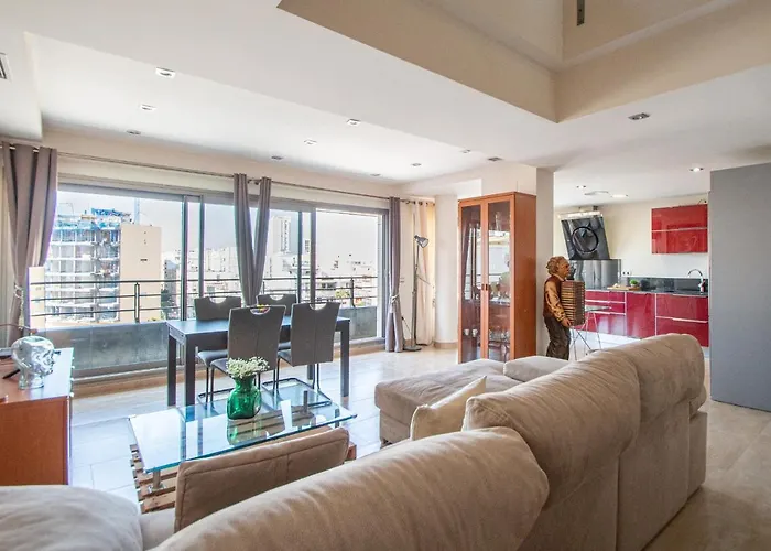 Loft Space - Time In Cádiz